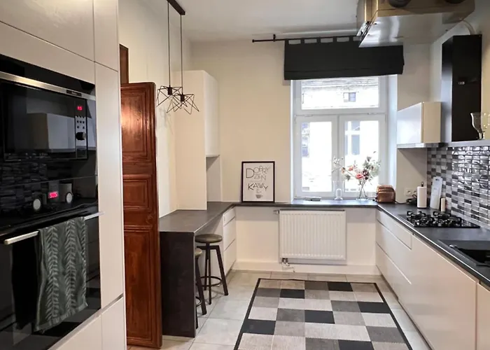 Ec1 Fabryczna Piotrkowska District Parking *